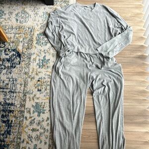 Gray Ribbed Lounge Set